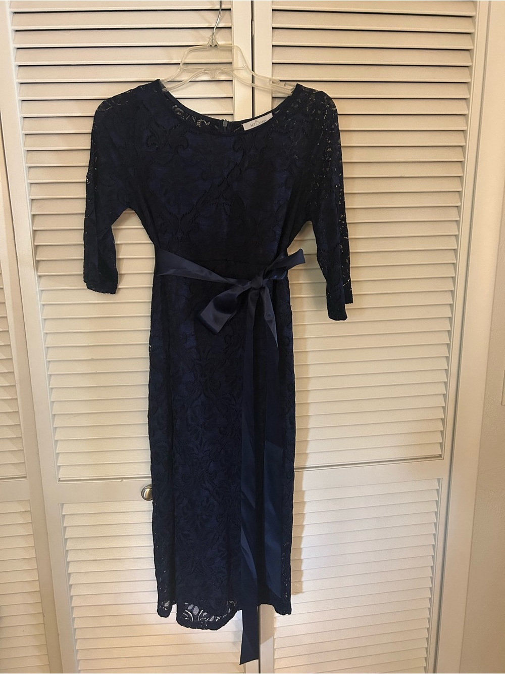 Maternity Navy Lace Midi Dress with Satin Waist Tie. My Bump, size Medium